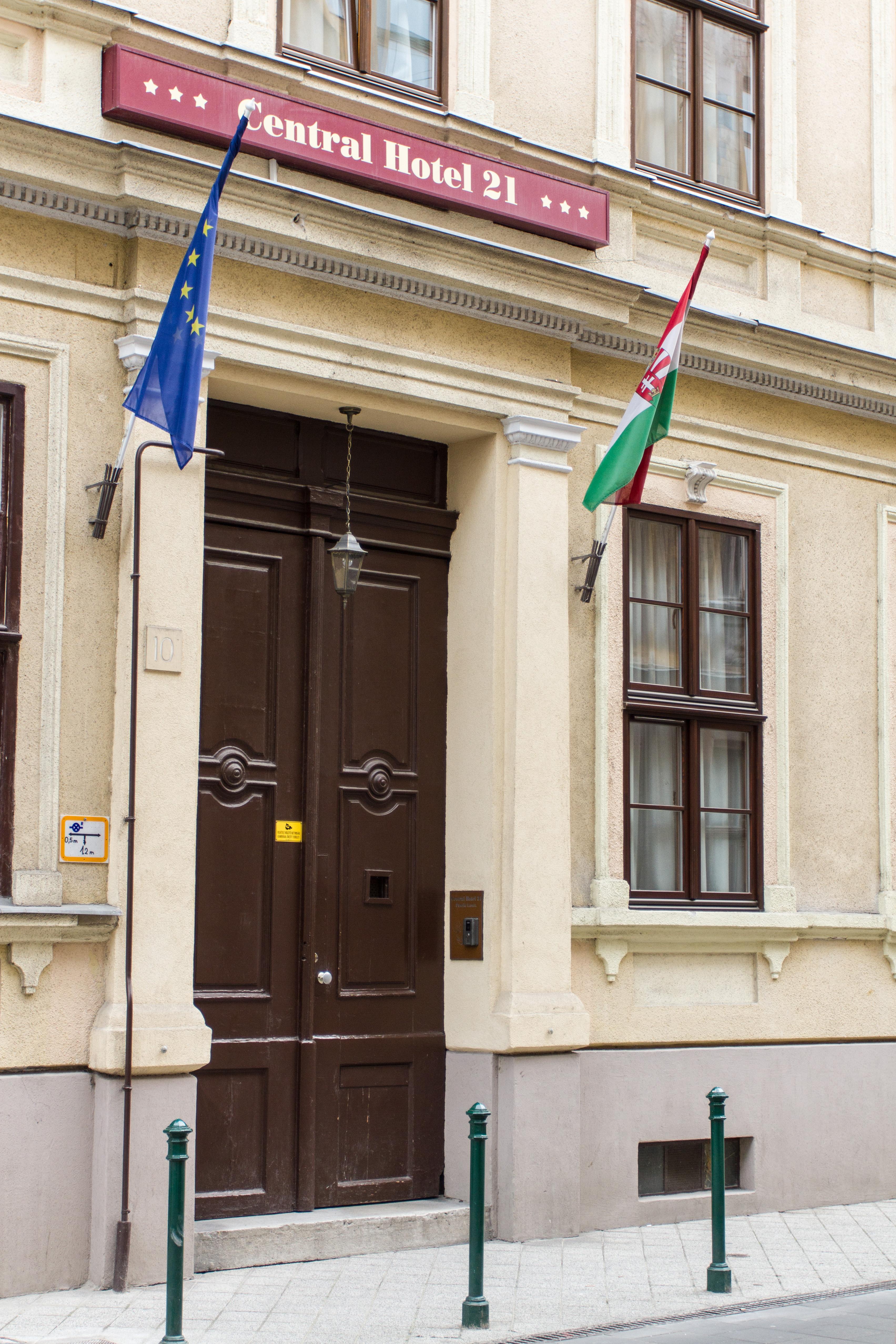 Central Hotel 21 And Apartments Будапеща Екстериор снимка