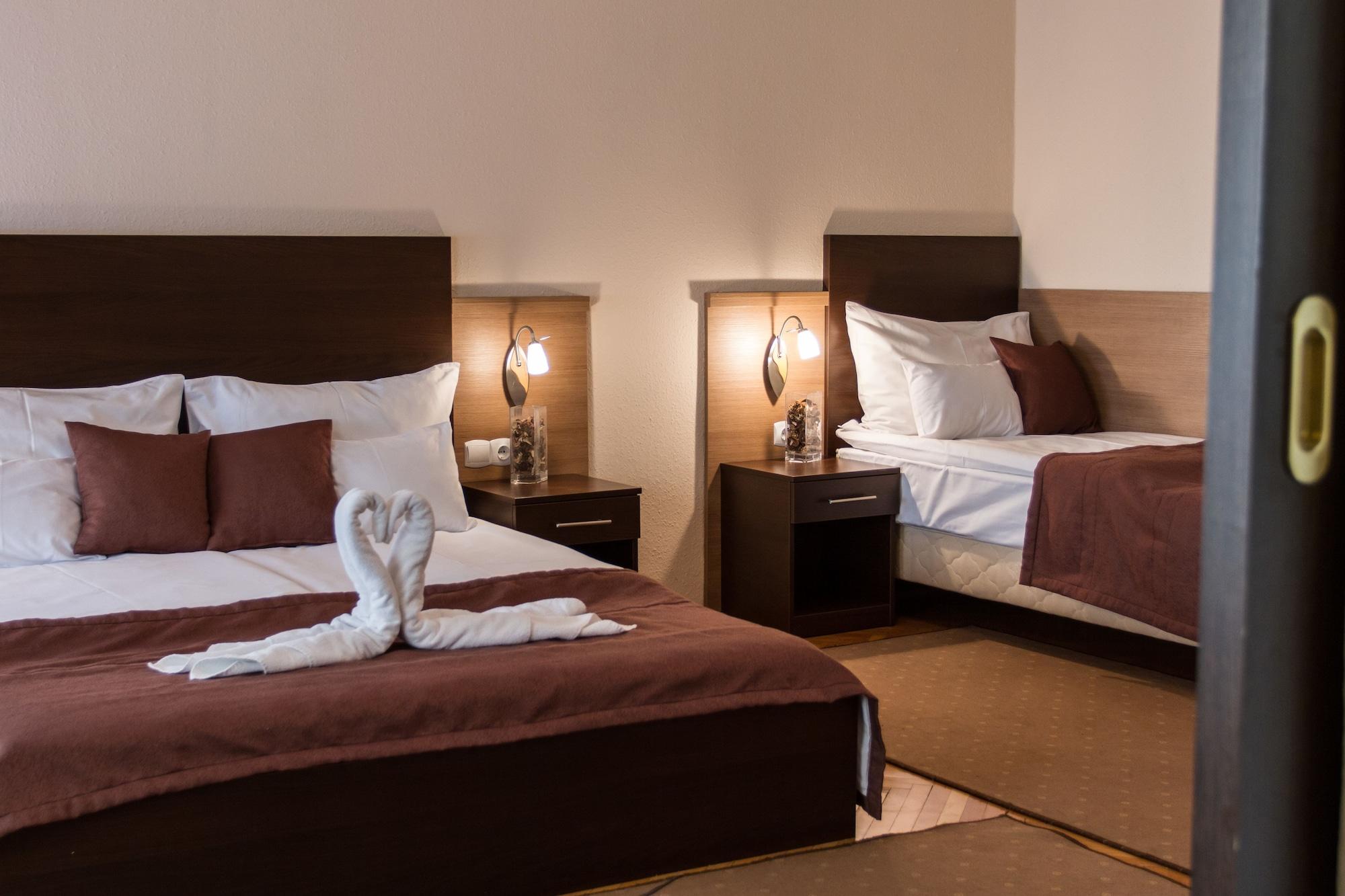 Central Hotel 21 And Apartments Будапеща Екстериор снимка