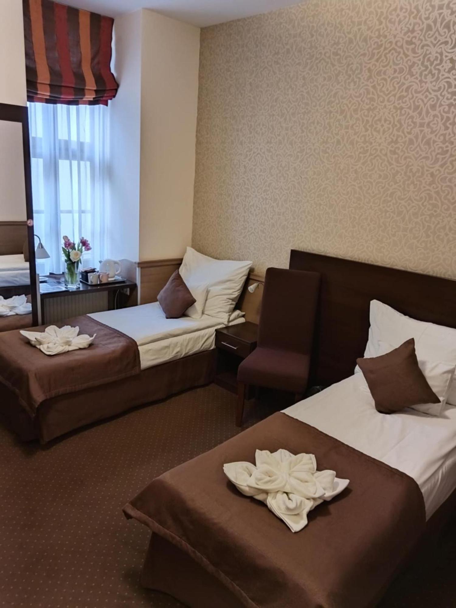 Central Hotel 21 And Apartments Будапеща Екстериор снимка